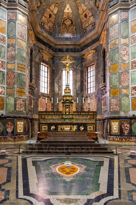 Medici Chapels interior - Cappelle Medicee. Michelangelo Renaissance ...