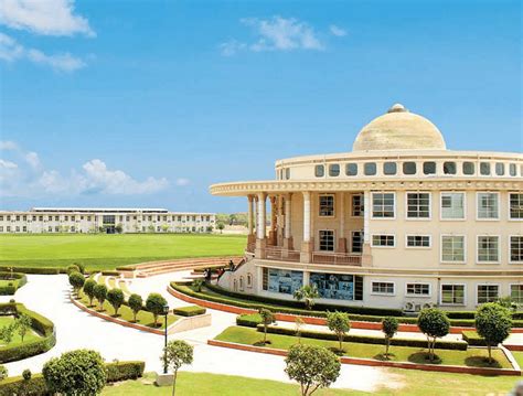 Noida International University (NIU) Admission 2022 Open; Check Courses ...