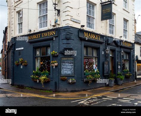 Knaresborough market square hi-res stock photography and images - Alamy