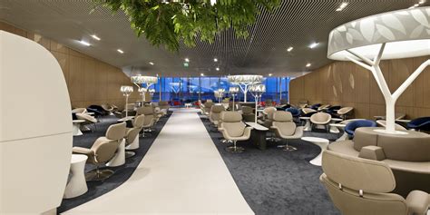 The Paris-Charles de Gaulle lounge in Terminal 2E Hall M | Air France