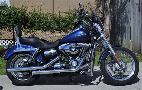 2010 Harley-Davidson® FXDC Dyna® Super Glide® Custom (Black Ice Pearl ...