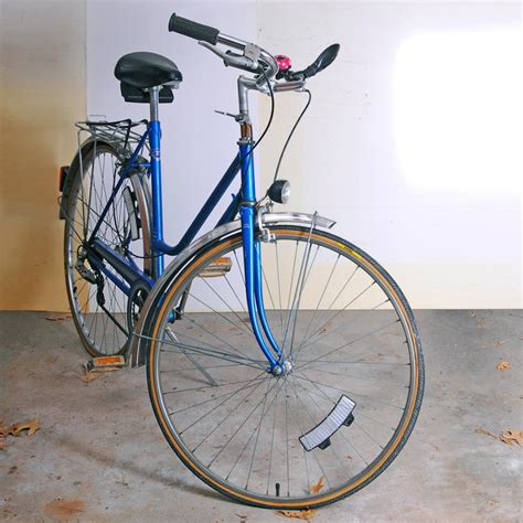 Vintage Motobecane "Classic" Cruiser Bicycle : EBTH