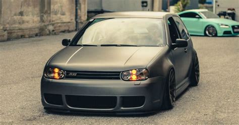 10 Things Gearheads Forgot About The Volkswagen Golf R32