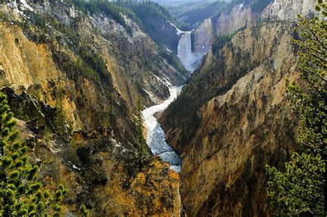 Spectacular Canyons in Yellowstone National Park - TRAVELING MEL'S ...