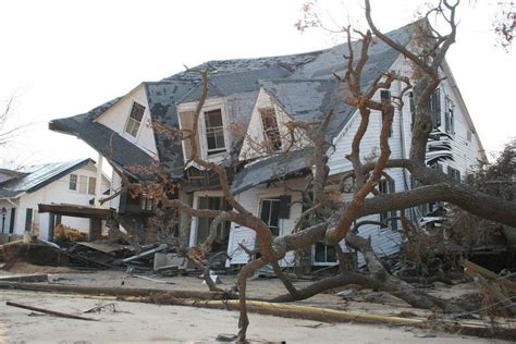 Hurricane Damage That Lasts | A Moment of Science - Indiana Public Media