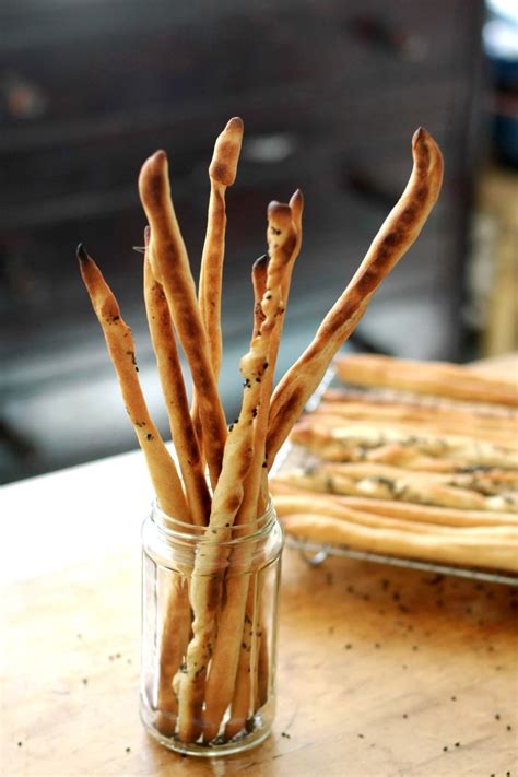 How to Make Italian Grissini Breadsticks | Recipe | Breadsticks ...