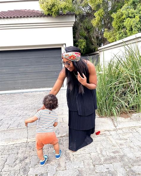 Pearl Modiadie is really enjoying Motherhood – Pictures