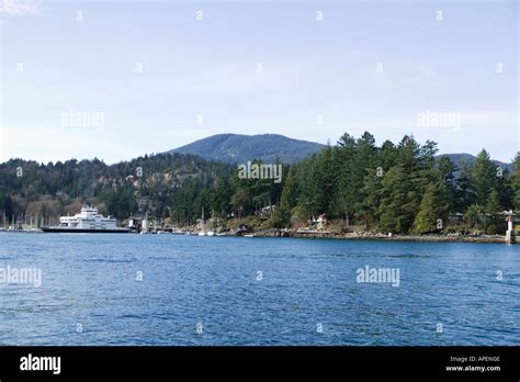 Queen of Capilano Ferry Leaving the Snug Cove Bowen Island Dock Stock ...