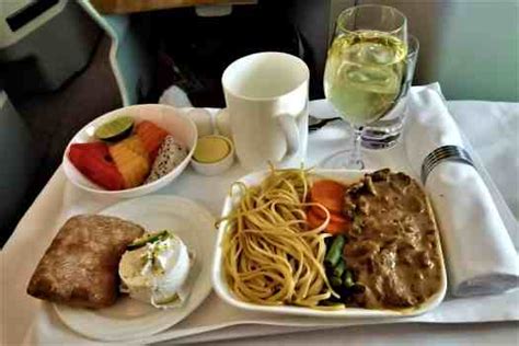 Flight Review: Emirates Airline Airbus A380-800, Bangkok - Hong Kong ...