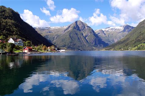 Fjordside Balestrand by Rick Steves