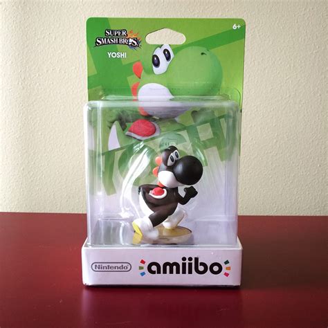 Alternate color Yoshi custom Amiibo