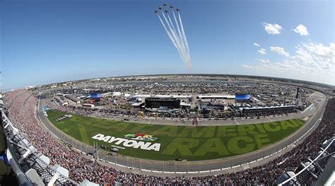 Sold Out Crowd At Daytona 500 For Eighth Consecutive Year - SPEED SPORT