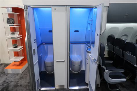 Plane Bathroom Makers Say: We Won't Build Them Any Smaller