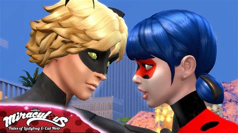 Cat Noir And Ladybug Kissing