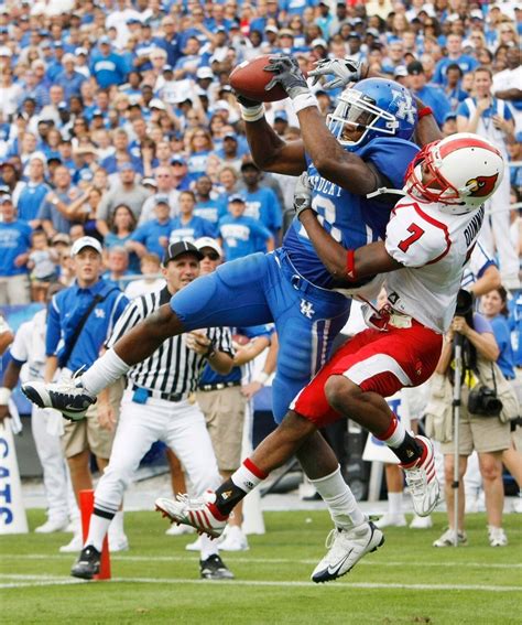 Kentucky's Randall Cobb switches from throwing to catching passes - al.com