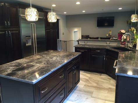 How To Select The Best Granite Countertop Colour For Kitchen