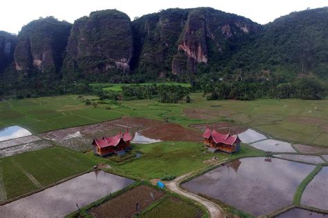 Melirik Keindahan Panorama Alam Kawasan Wisata Payakumbuh - Wisata dan ...