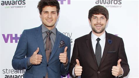 Smosh Live Sketch-Comedy Show on YouTube - Variety