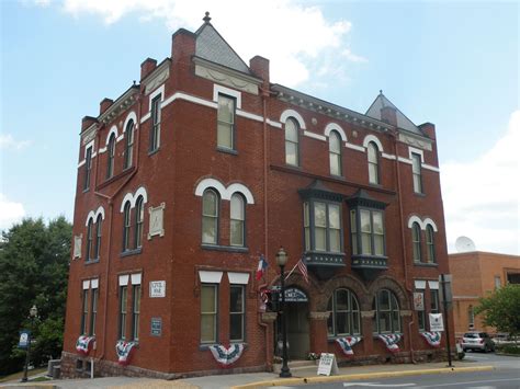 Bedford Museum and Genealogical Library | Bedford, Virginia mountains ...