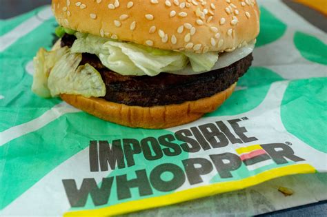 Impossible Burgers just cleared a big regulatory hurdle with the FDA - Vox