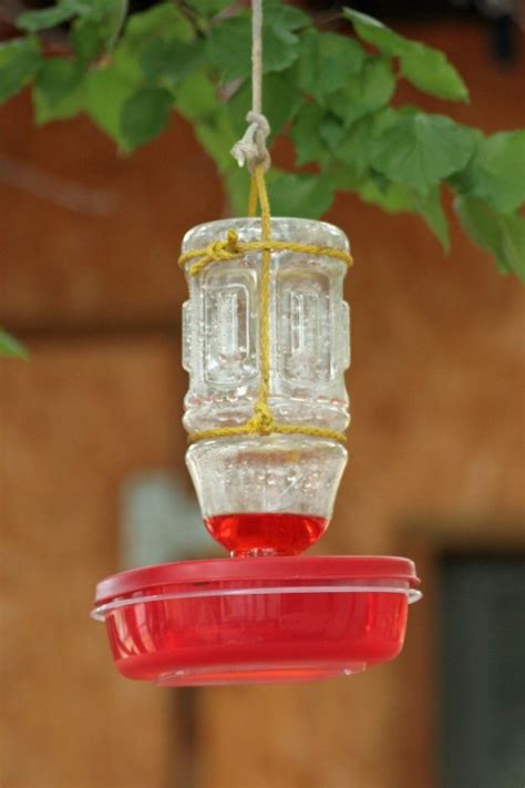 Simple Plastic DIY Hummingbird Feeder - Shelterness