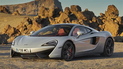 First Drive: 2017 McLaren 570GT