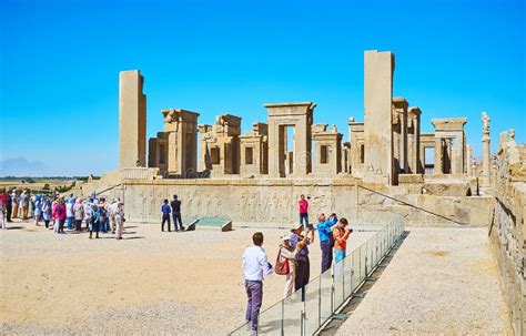 Tourists at Palaces of Persepolis, Iran Editorial Stock Photo - Image ...