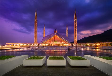 The Shah Faisal Mosque, Islamabad [1800x1223] : r/ArchitecturePorn