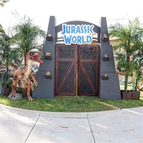 Kara's Party Ideas Jurassic Park Dinosaur Birthday Party | Kara's Party ...