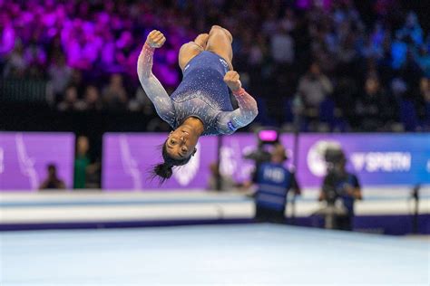 See Simone Biles’ Floor Routine That Won Gold for Team USA at World Champs