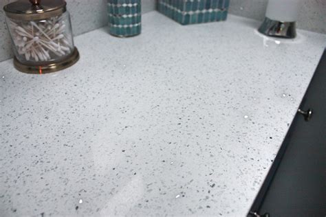 White, sparkly quartz countertop. | Sparkly quartz countertop, Sparkle ...