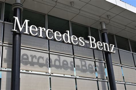 Mercedes-Benz Silver Logo and Letters Shadows Editorial Image - Image ...