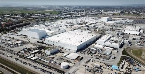 Tesla is working on 5th assembly line at Fremont factory ahead of Model ...