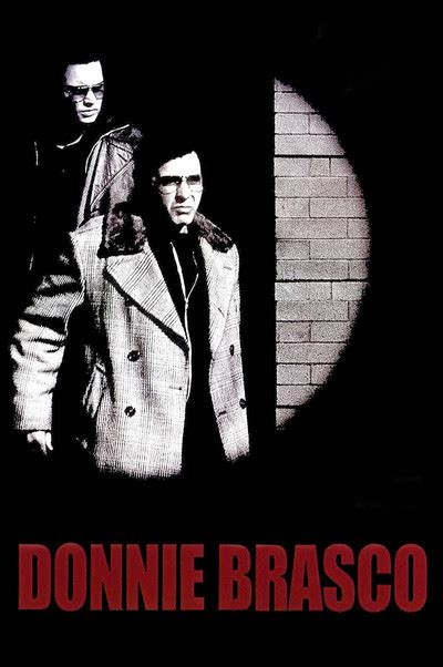 Donnie Brasco Movie Review & Film Summary (1997) | Roger Ebert