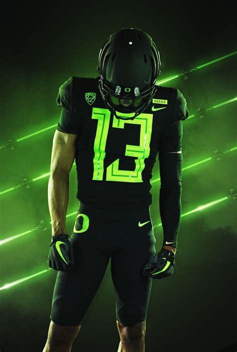 Oregon Football to wear black uniforms against Arizona State