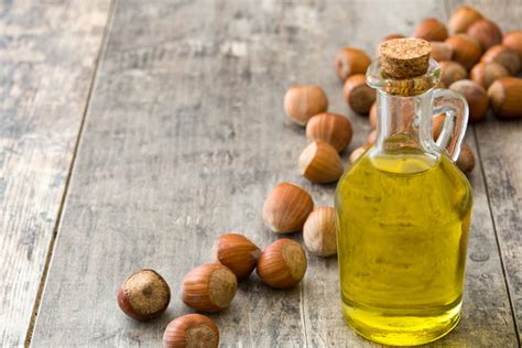 Hazelnut Oil: Nutritional Benefits and Recipes Ideas