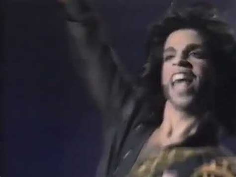 Prince - 1999 (Live at the Tokyo Dome, 1990) - YouTube