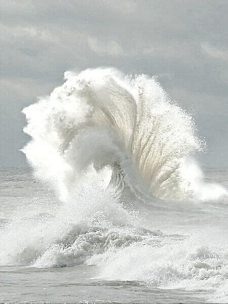 white wave | Very cool photo blog | Waves, Nature, Ocean