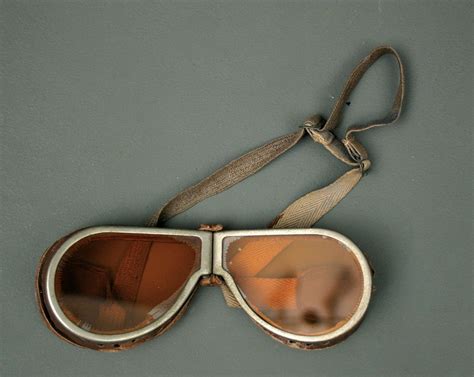 Vintage Aviator Tinted Flying Goggles