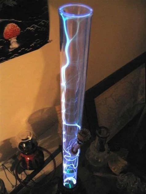 28 Ridiculously Cool Custom Bongs