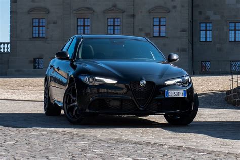 2023 Alfa Romeo Giulia Prices, Reviews, and Pictures | Edmunds