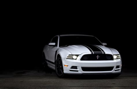 Stunning Ford Mustang HD Wallpaper