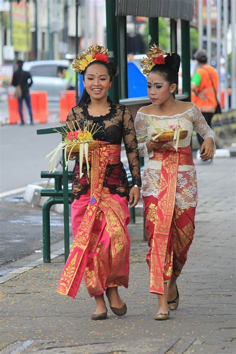 Traditional, Clothes, Style, People, Bali, traditional clothes ...