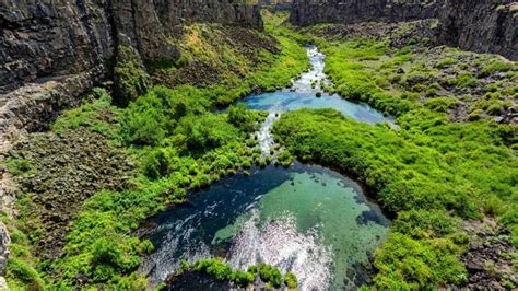 15 Gorgeous Waterfalls In Twin Falls You Can't Miss In Idaho