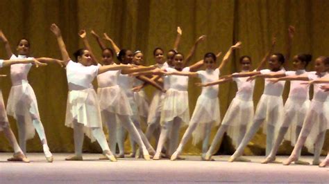 Carla Ballet Teatro - YouTube