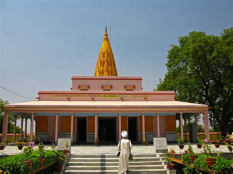 File:Digamber Jain Temple, Sarnath.jpg - Wikipedia, the free encyclopedia