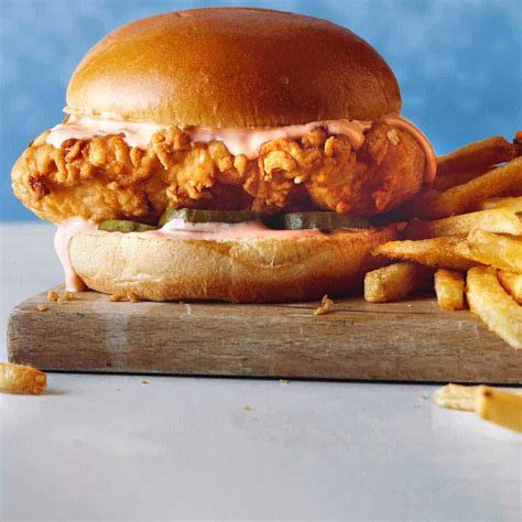 Popeyes Chicken Sandwich Recipe - Spoon Fork Bacon