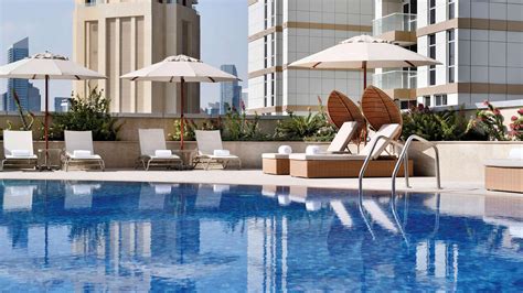 Mövenpick Hotel Apartments Downtown Dubai i Dubai fra 143 kr. - Book i ...