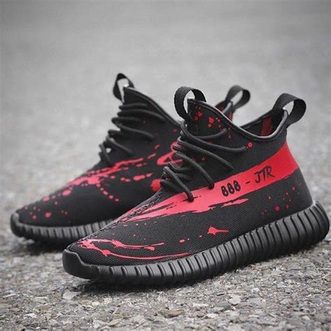 Adidas Yeezy Boost 350 (customs) | Yeezy shoes, Stylish shoes, Addidas ...