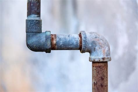 7 Common Causes of Low Water Pressure in a House | Plumbers in ...